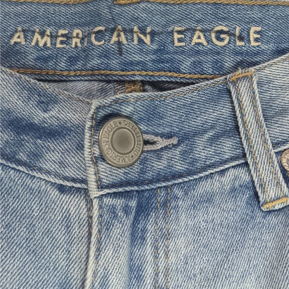 American Eagle High Rise Mid-Length Shorts Distressed Denim Blue Women's Size 10 - Picture 3 of 5